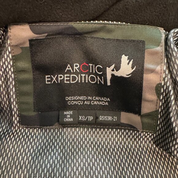 Arctic Expedition Horizontal Quilted Hybradown Down Coat‎ Hunter Camo XS - Picture 9 of 10